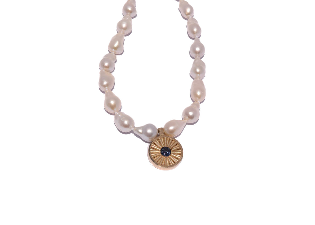 SUN PEARL NECKLACE BLUE SPINEL