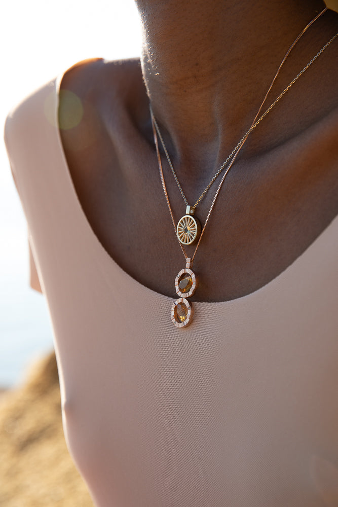 SUN NECKLACE CLEAR SPINEL